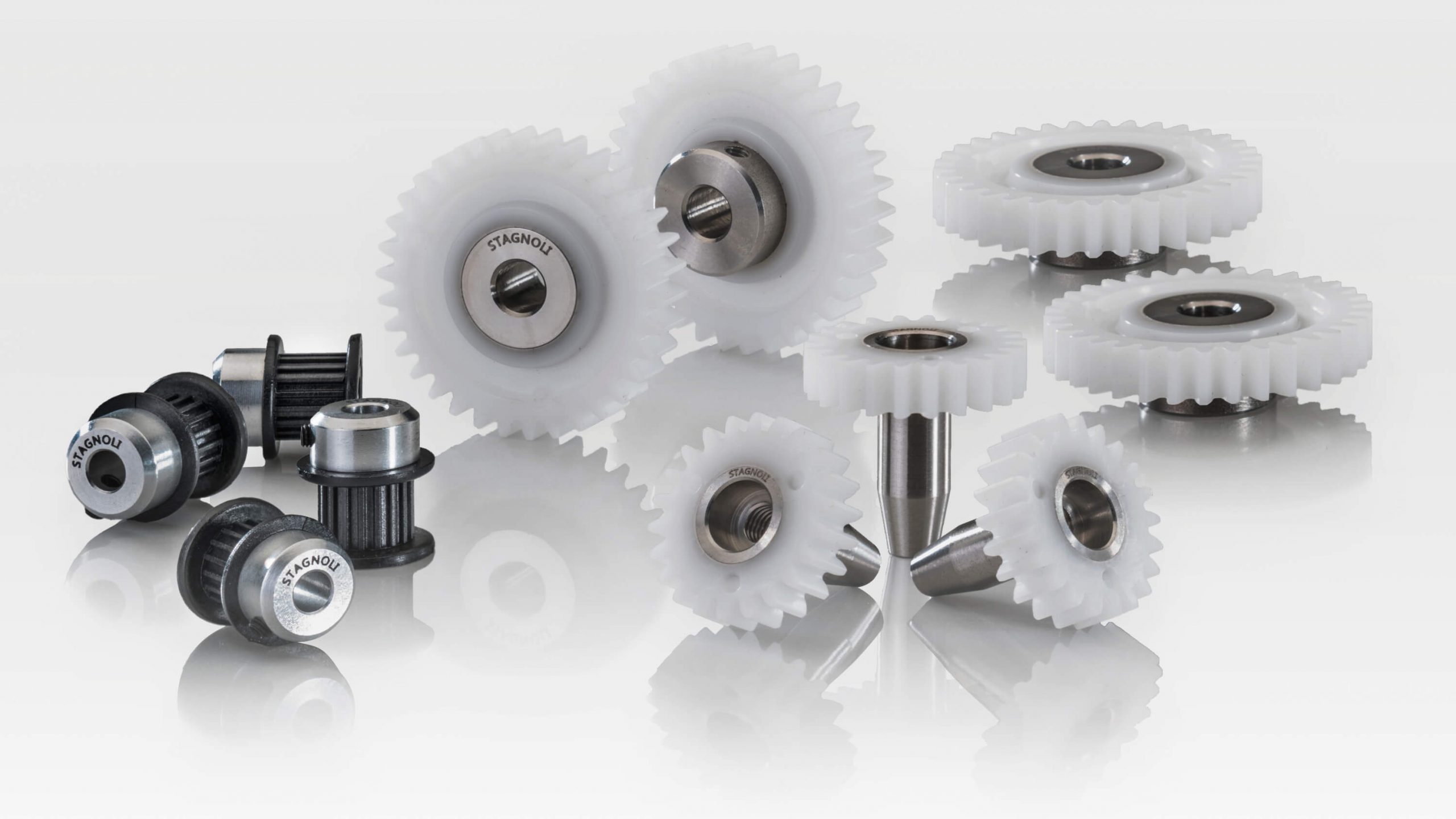 Metal insert injection molding gears